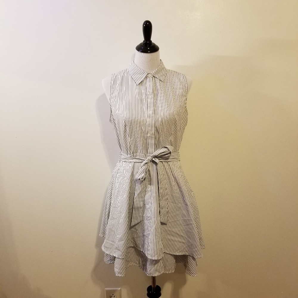 Sleeveless dress